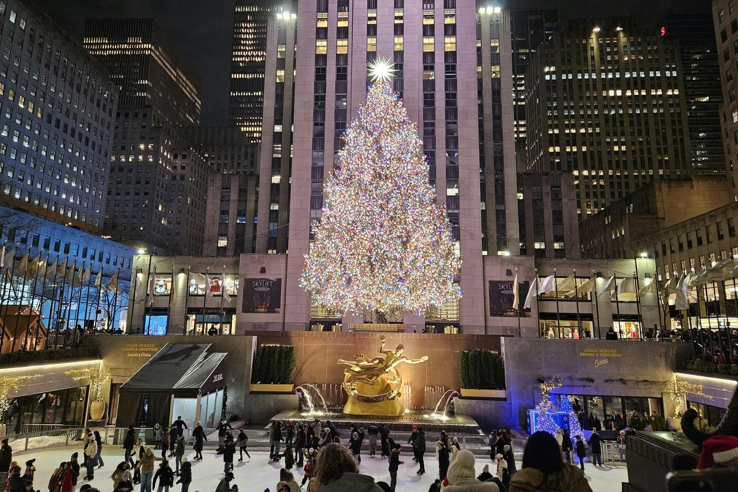 NYC: Holiday Walking Tour 5th Ave, Rockefeller Tree & Xmas Village - Photo 1 of 8